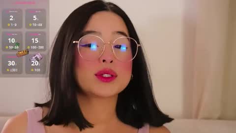 Snapshot of hearmymoans_18 chatting on 10, 3, 2026 hearmymoans_18 online show from 10, 3, 2026