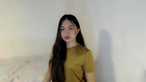 Snapshot of heart_of_asia chatting on 17, 5, 2026 Yoshin online show from 17, 5, 2026