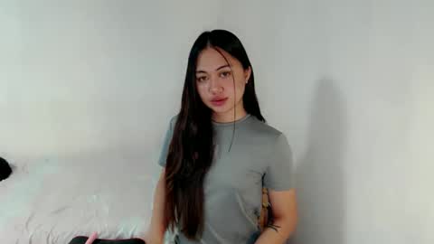 Snapshot of heart_of_asia chatting on 18, 5, 2026 Yoshin online show from 18, 5, 2026