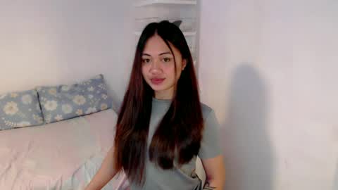 Snapshot of heart_of_asia chatting on 18, 6, 2026 Yoshin online show from 18, 6, 2026