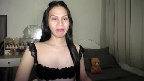 heather_bbyy online show from 10, 10, 2025