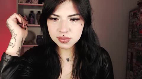 Snapshot of heatherdemonzx_ chatting on 4, 2, 2026 HEATHER DEMONZX Please help me to reach 100 thumbs up online show from 4, 2, 2026