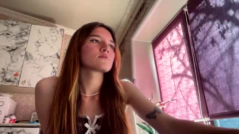 Lili online show from 7, 5, 2026