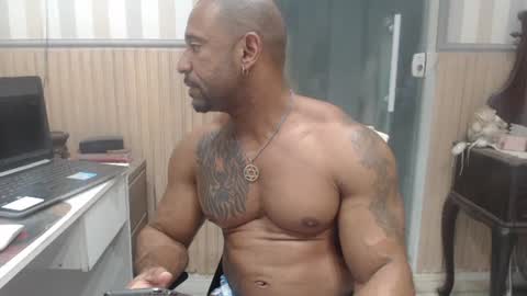 hebertgomes online show from 2, 8, 2026