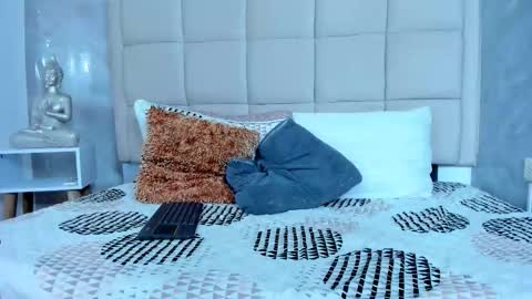 Keira Hecate online show from 26, 2, 2026