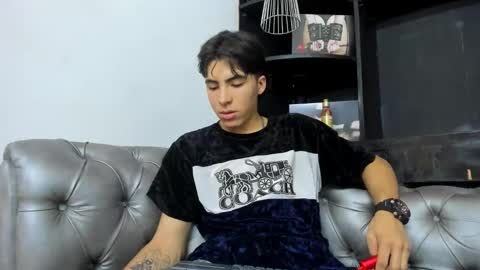 Snapshot of heellboy_ chatting on 1, 11, 2025 heellboy_ online show from 1, 11, 2025