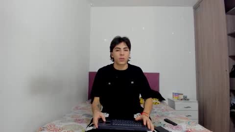 Snapshot of heellboy_ chatting on 25, 2, 2026 heellboy_ online show from 25, 2, 2026