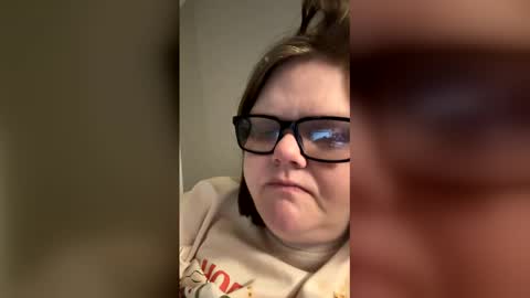 heidimackey2 online show from 19, 4, 2026