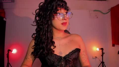 Heka Prudence online show from 26, 6, 2026