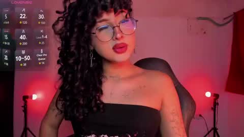 Heka Prudence online show from 8, 7, 2026