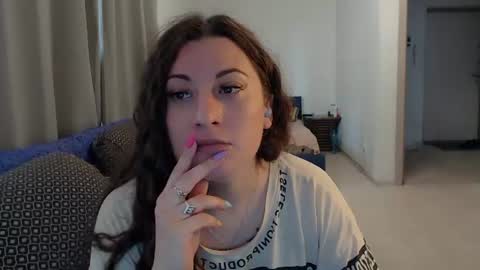 Snapshot of helen_adams_ chatting on 29, 6, 2026 helen_adams_ online show from 29, 6, 2026