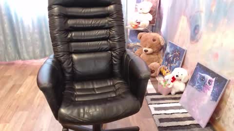 Snapshot of helen_bee chatting on 14, 3, 2026 Tanya online show from 14, 3, 2026