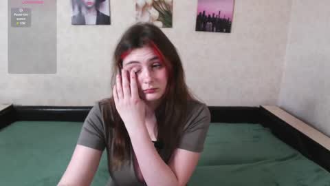 Snapshot of helen_gren chatting on 7, 6, 2026 MY NAME IS HELEN WELCOME TO MY ROOM online show from 7, 6, 2026