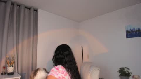 helen_miller online show from 8, 2, 2025