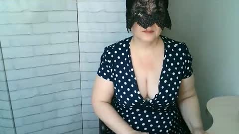 Helen online show from 10, 5, 2026