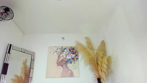 Snapshot of helena_copper chatting on 13, 12, 2024 HELENA COPPER online show from 13, 12, 2024