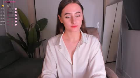 Helen online show from 3, 11, 2025