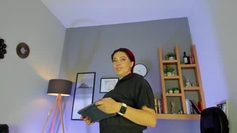 Helena online show from 6, 1, 2026