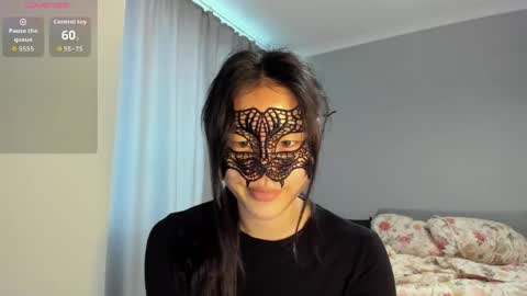 Snapshot of helenblazetrt chatting on 27, 5, 2026 Hi I am Helen online show from 27, 5, 2026
