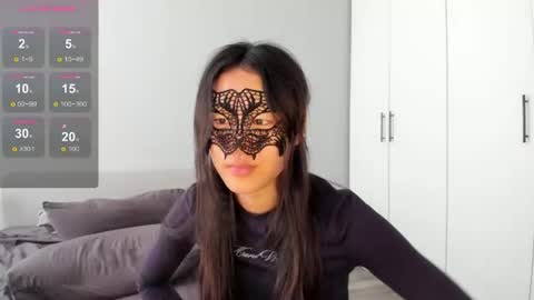 Hi I am Helen online show from 25, 6, 2026