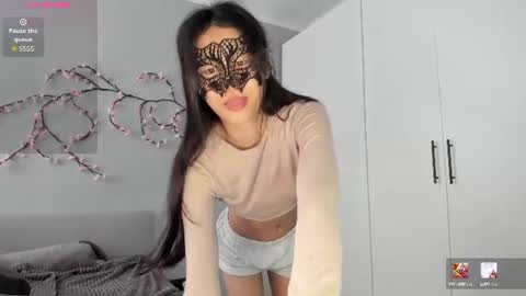 Hi I am Helen online show from 18, 7, 2026