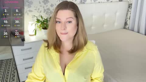 Snapshot of helenbonham chatting on 29, 10, 2025 Helena Bonham online show from 29, 10, 2025