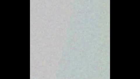 Snapshot of helenebird chatting on 5, 1, 2025   online show from 5, 1, 2025