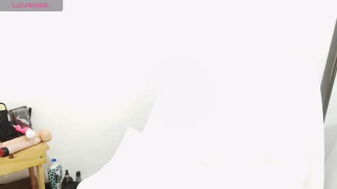 helennamartinez online show from 20, 12, 2024