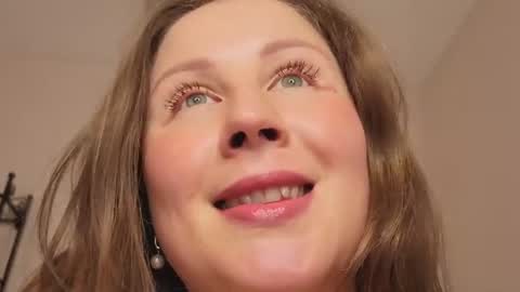 Helen online show from 5, 7, 2026