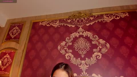 Helen or Hells online show from 18, 12, 2025