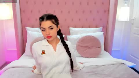 Helen online show from 7, 11, 2025