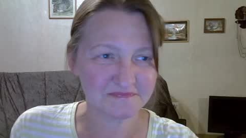 helgacharming online show from 4, 7, 2026