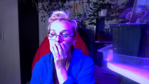 Snapshot of helgahimmele chatting on 23, 7, 2026 Helga online show from 23, 7, 2026