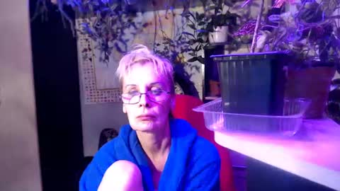 Snapshot of helgahimmele chatting on 25, 7, 2026 Helga online show from 25, 7, 2026