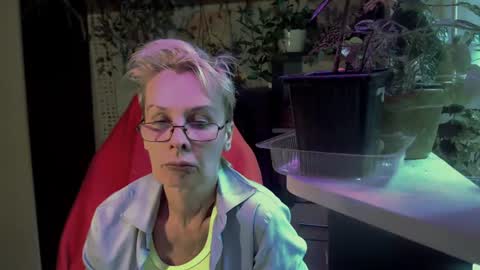 Snapshot of helgahimmele chatting on 28, 7, 2026 Helga online show from 28, 7, 2026