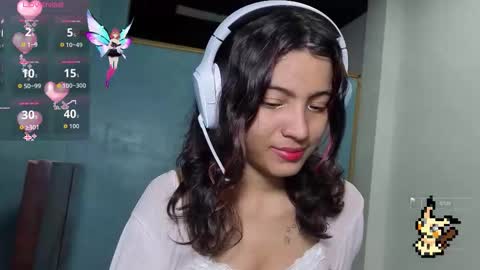 Helia Transfem and Amy online show from 9, 11, 2025