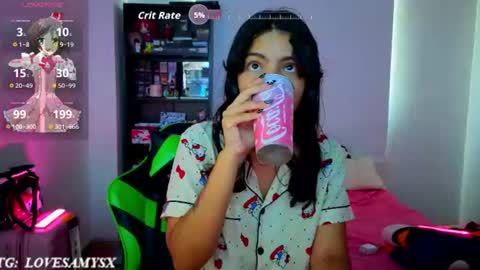 Helia Transfem and Amy online show from 19, 6, 2026