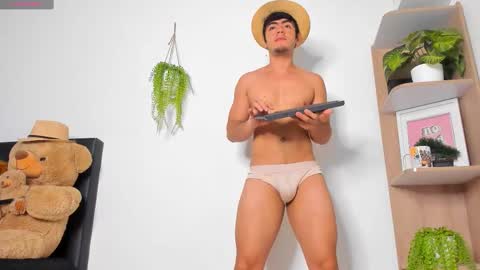 alan y zack online show from 24, 11, 2025