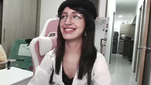 Snapshot of hell_666_xxx chatting on 16, 1, 2025 cher online show from 16, 1, 2025