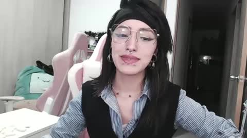 Snapshot of hell_666_xxx chatting on 17, 1, 2025 cher online show from 17, 1, 2025