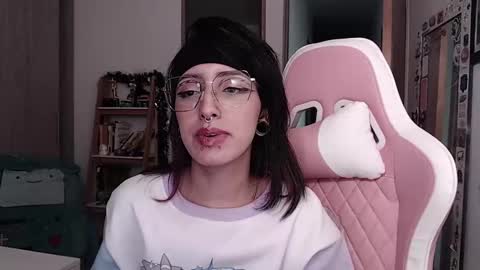 Snapshot of hell_666_xxx chatting on 19, 1, 2025 cher online show from 19, 1, 2025