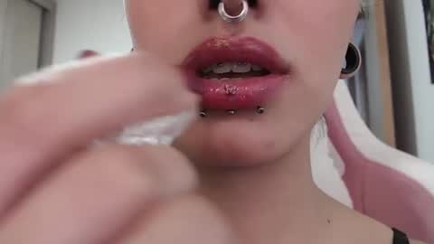 Snapshot of hell_666_xxx chatting on 19, 1, 2025 cher online show from 19, 1, 2025