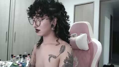 Snapshot of hell_666_xxx chatting on 8, 2, 2025 cher online show from 8, 2, 2025