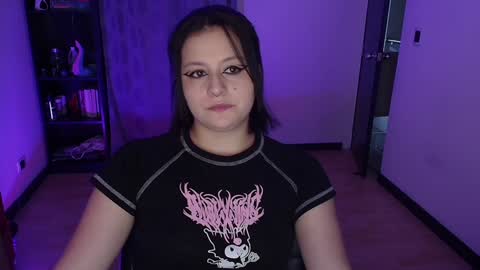 Snapshot of hell_dancer_ chatting on 6, 2, 2025 Lexa online show from 6, 2, 2025