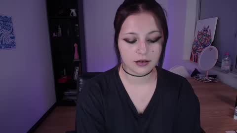 Snapshot of hell_dancer_ chatting on 19, 9, 2025 Lexa online show from 19, 9, 2025