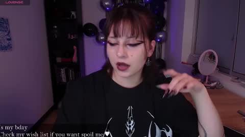 Snapshot of hell_dancer_ chatting on 23, 10, 2025 Lexa online show from 23, 10, 2025