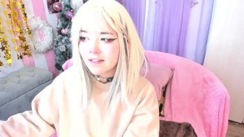 Snapshot of hell_fairy chatting on 31, 12, 2024 Laura online show from 31, 12, 2024