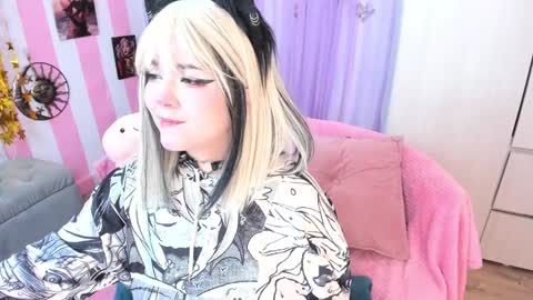 Snapshot of hell_fairy chatting on 21, 1, 2025 Laura online show from 21, 1, 2025