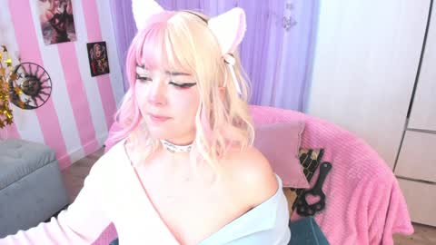 Snapshot of hell_fairy chatting on 23, 1, 2025 Laura online show from 23, 1, 2025