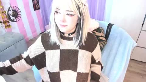 Snapshot of hell_fairy chatting on 14, 2, 2025 Laura online show from 14, 2, 2025